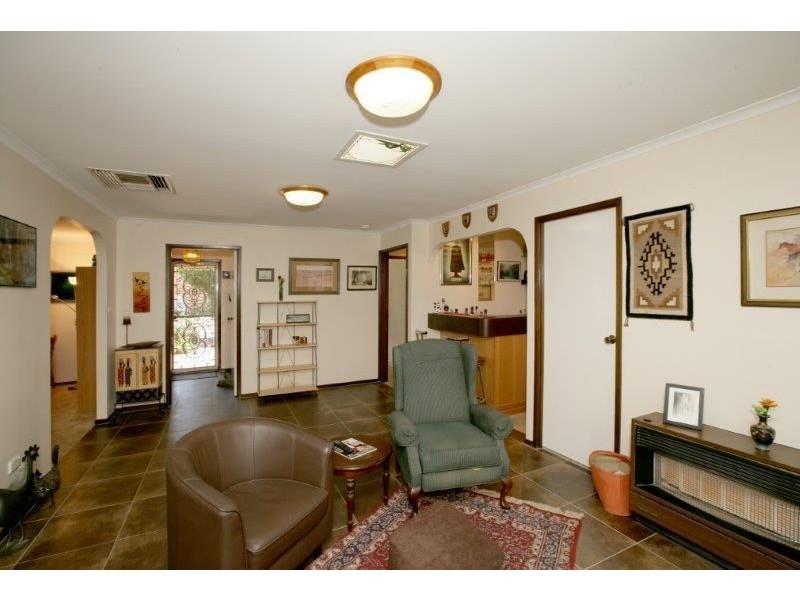 16 McCoullough Drive, Tolland Heights, Wagga Wagga NSW 2650