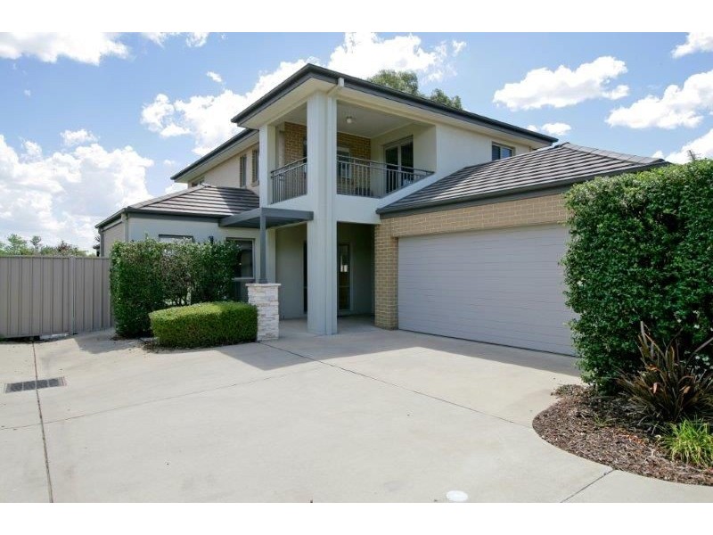 4/4-6 Gossett Street, Wagga Wagga NSW 2650