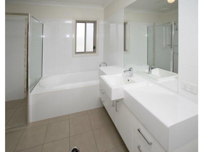 4/4-6 Gossett Street, Wagga Wagga NSW 2650