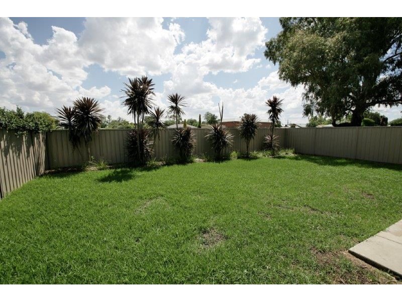 4/4-6 Gossett Street, Wagga Wagga NSW 2650
