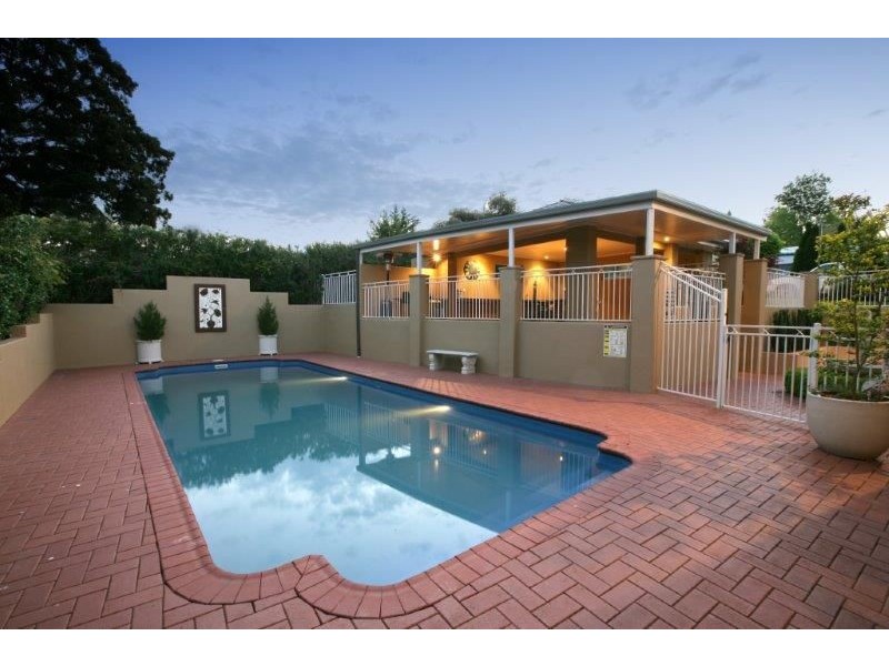 76 Lakehaven Drive, Lakehaven, Lake Albert NSW 2650