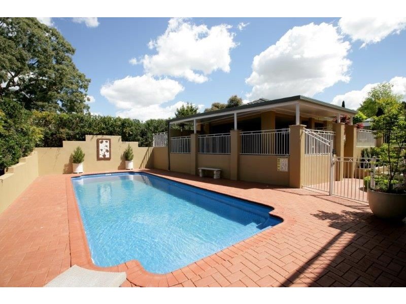 76 Lakehaven Drive, Lakehaven, Lake Albert NSW 2650