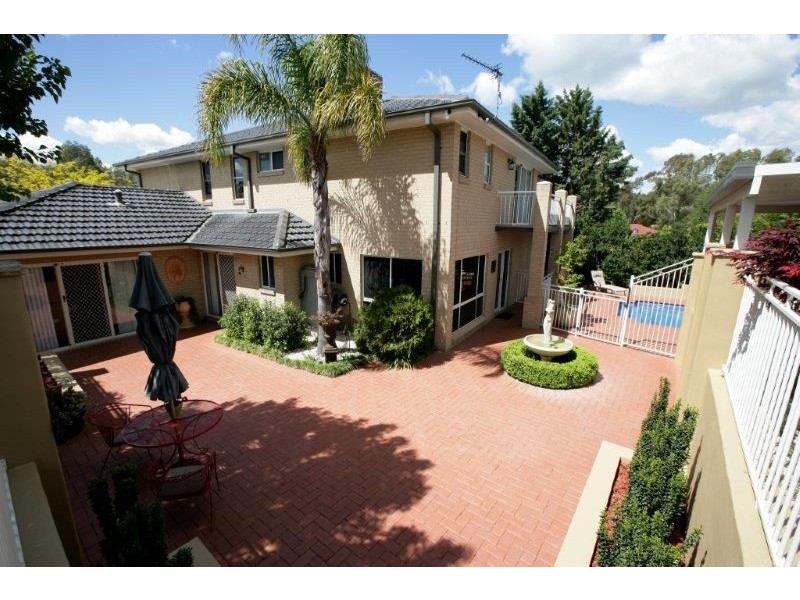 76 Lakehaven Drive, Lakehaven, Lake Albert NSW 2650