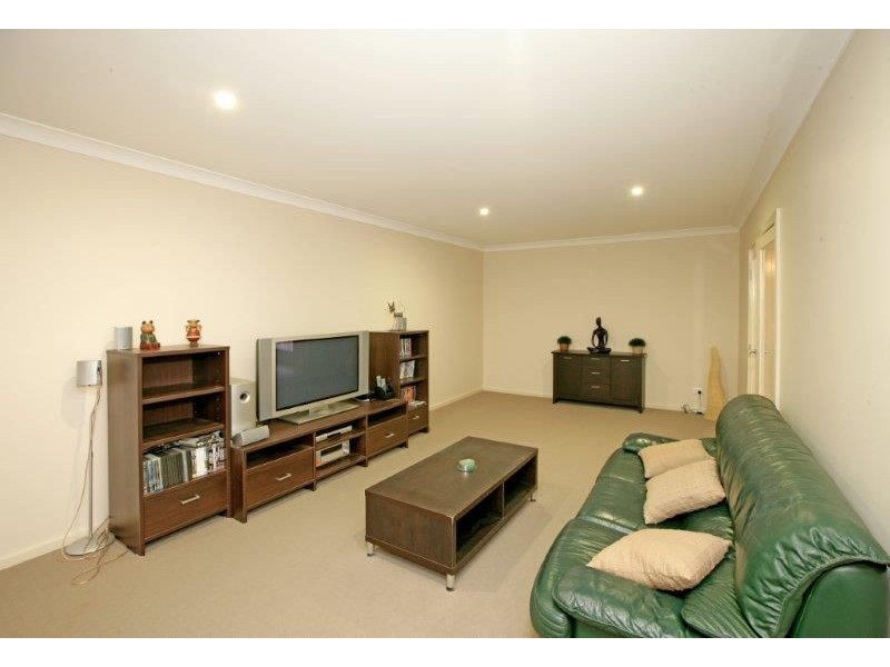 5 Elm Road, Wagga Wagga NSW 2650