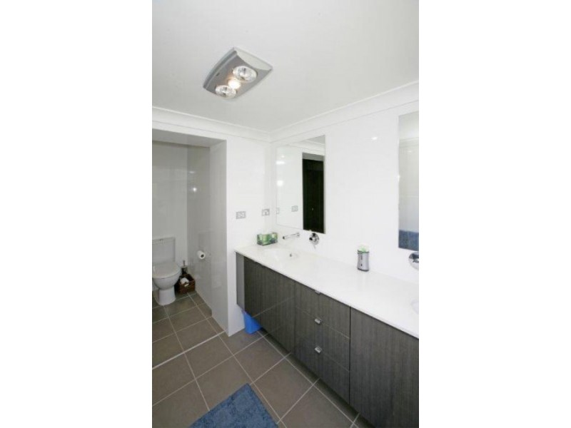 5 Elm Road, Wagga Wagga NSW 2650