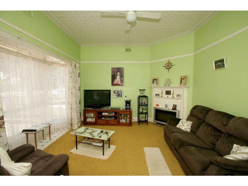 129 Gurwood Street, Wagga Wagga NSW 2650