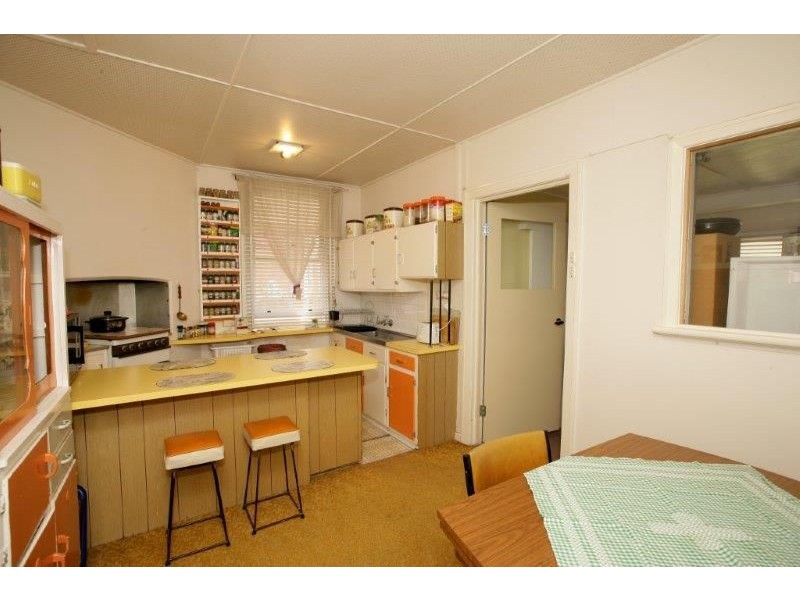 129 Gurwood Street, Wagga Wagga NSW 2650