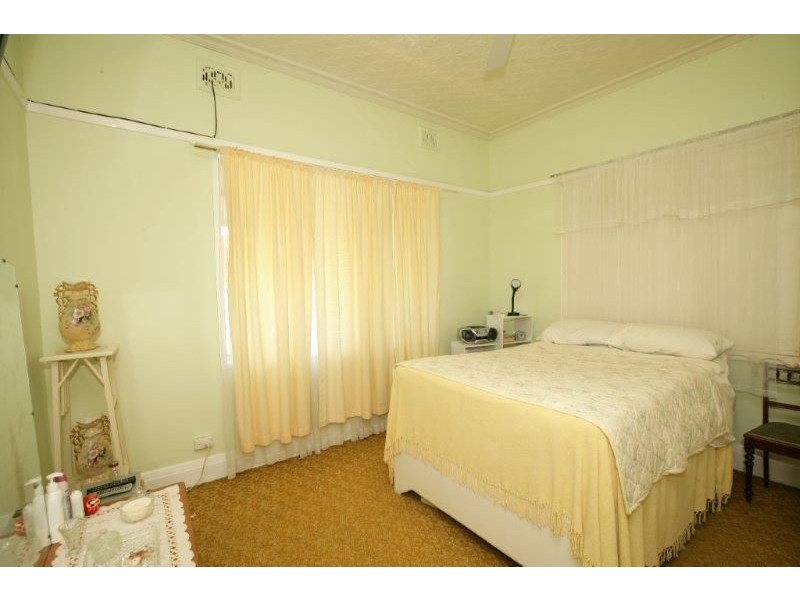 129 Gurwood Street, Wagga Wagga NSW 2650