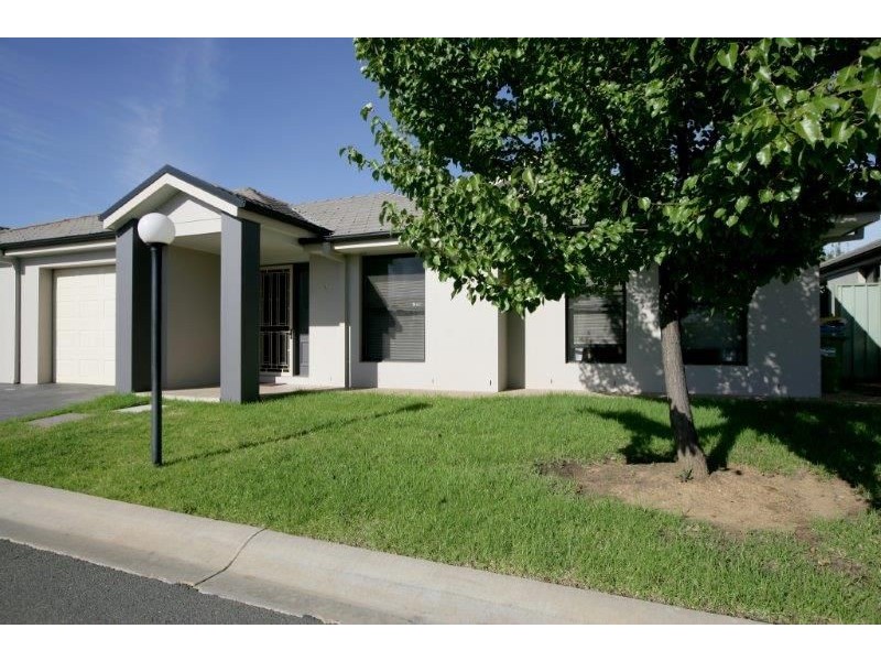 3/1 McKeown Street, Estella, Wagga Wagga NSW 2650