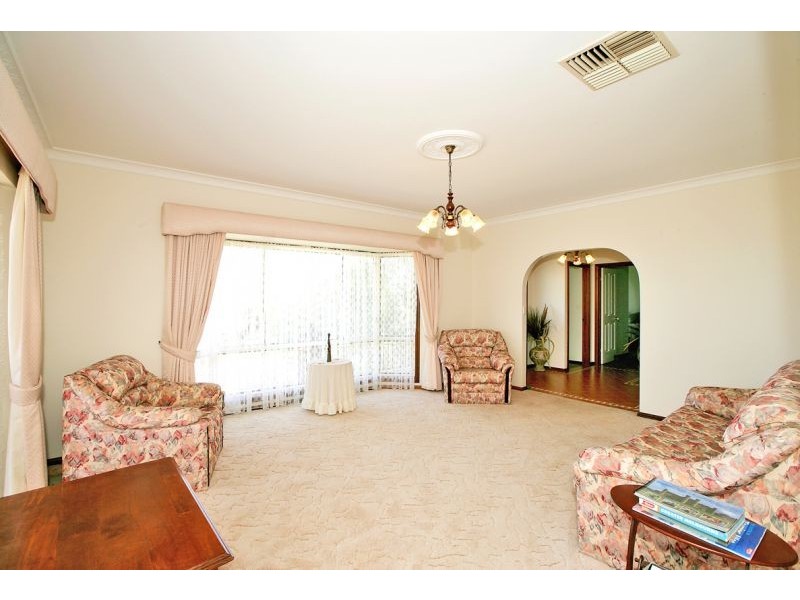 38 Amaroo Street, Kooringal, Wagga Wagga NSW 2650