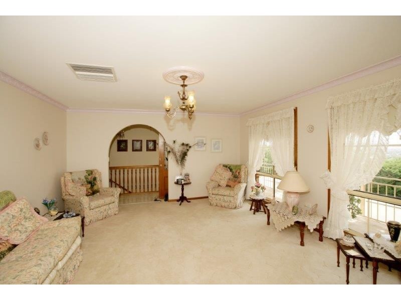 34 Allambie Way, Wagga Wagga NSW 2650