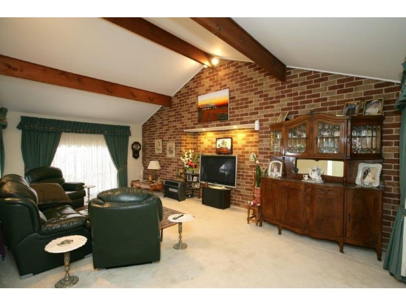 34 Allambie Way, Wagga Wagga NSW 2650