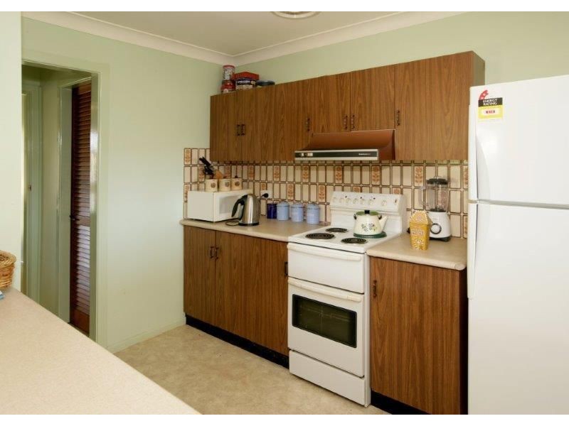 11 Buchanan Street, Lake Albert, Wagga Wagga NSW 2650