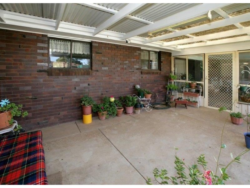 11 Buchanan Street, Lake Albert, Wagga Wagga NSW 2650
