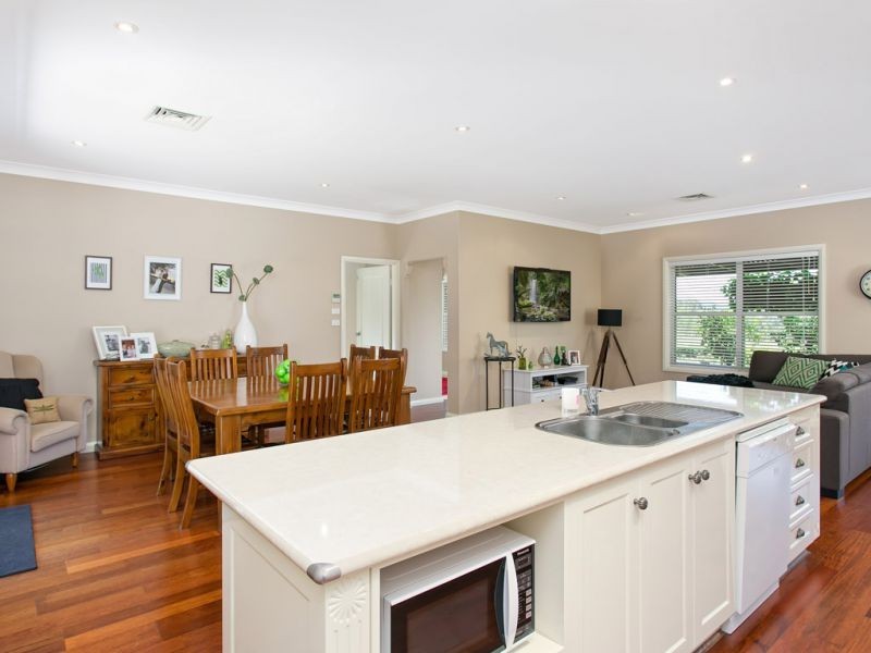 11 Burgan Drive, Springvale, Wagga Wagga NSW 2650