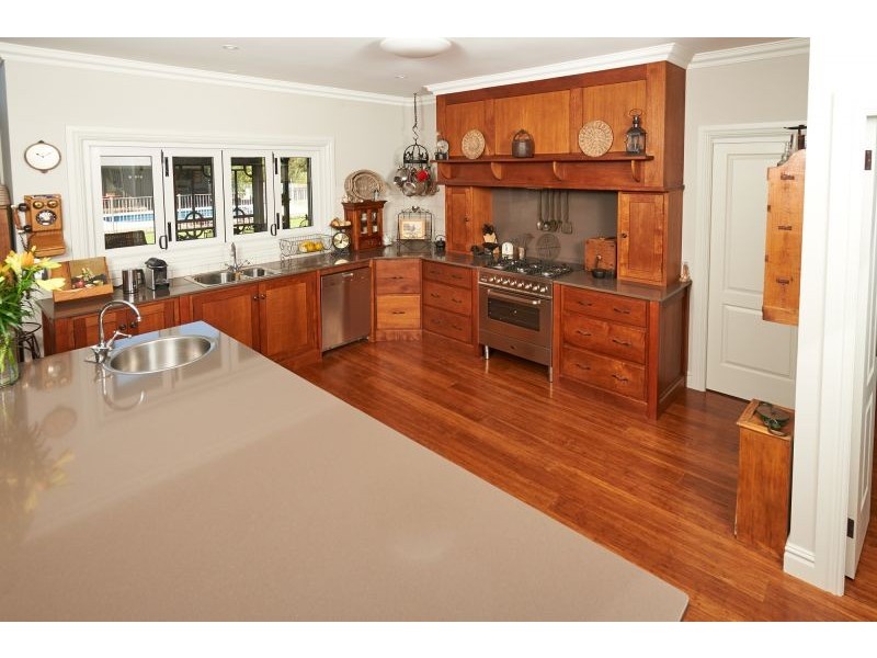 8 Kalmia Place, Springvale NSW 2650