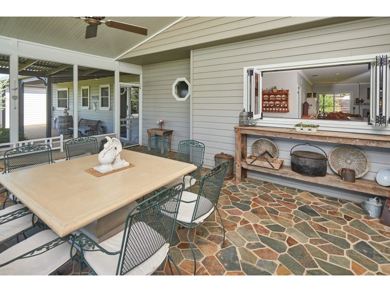 8 Kalmia Place, Springvale NSW 2650