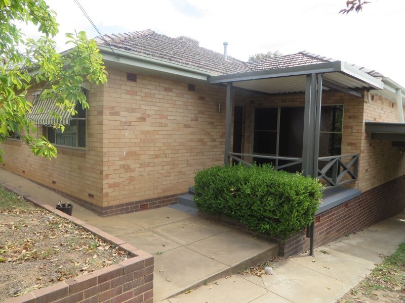 20 Marama Parade, Wagga Wagga NSW 2650