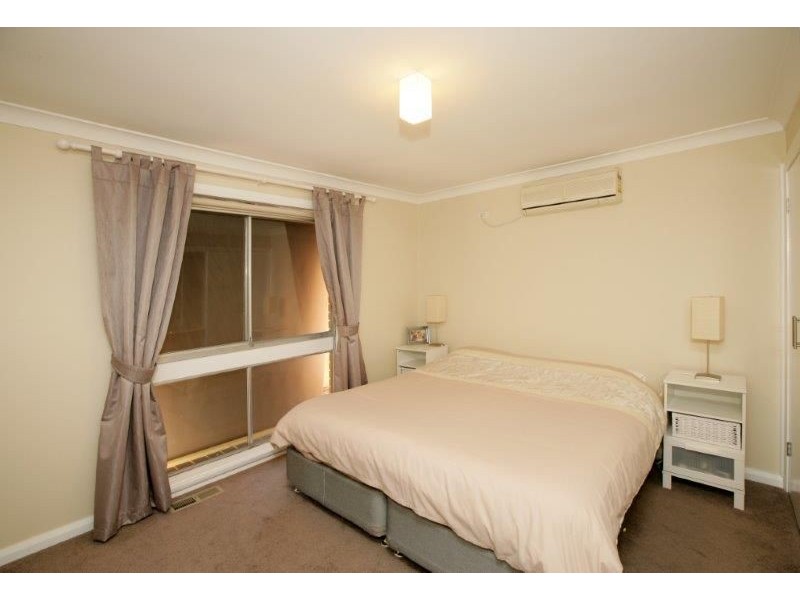 4 Huron Crescent, Lake Albert, Wagga Wagga NSW 2650