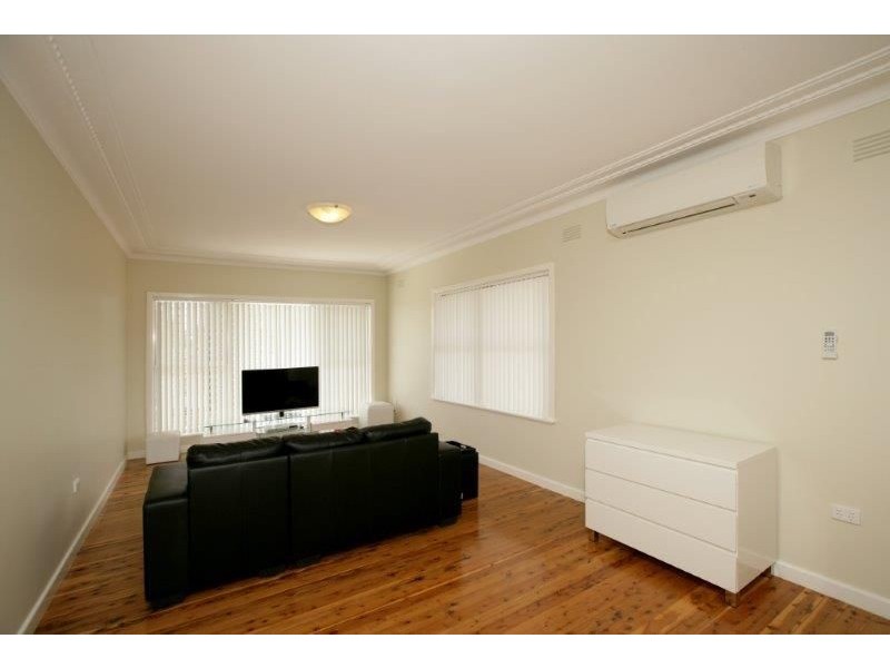 18 Ceduna Street, Mount Austin NSW 2650