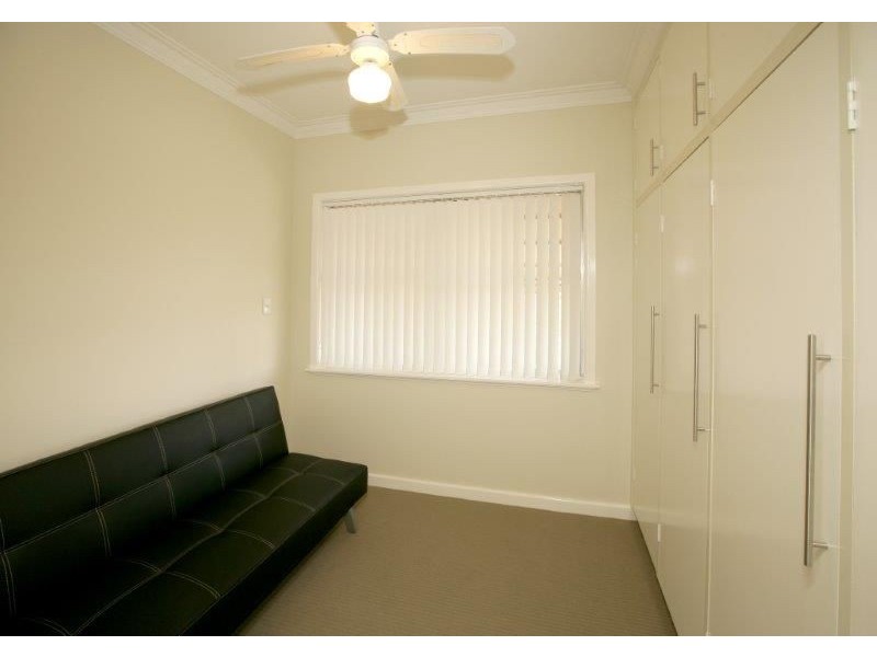 18 Ceduna Street, Mount Austin NSW 2650