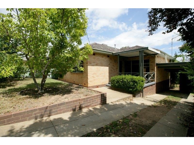 20 Marama Parade, Mount Austin, Wagga Wagga NSW 2650