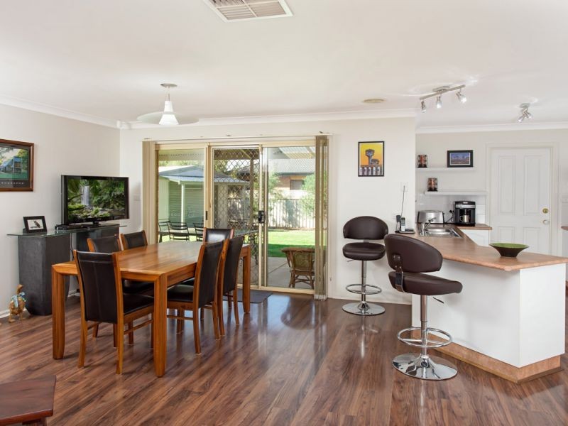 2 Woomera Place, Glenfield Park, Wagga Wagga NSW 2650