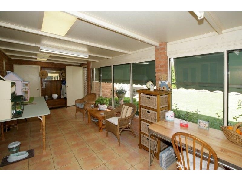 18 Sycamore Road, Lake Albert, Wagga Wagga NSW 2650