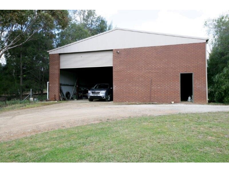 18 Sycamore Road, Lake Albert, Wagga Wagga NSW 2650