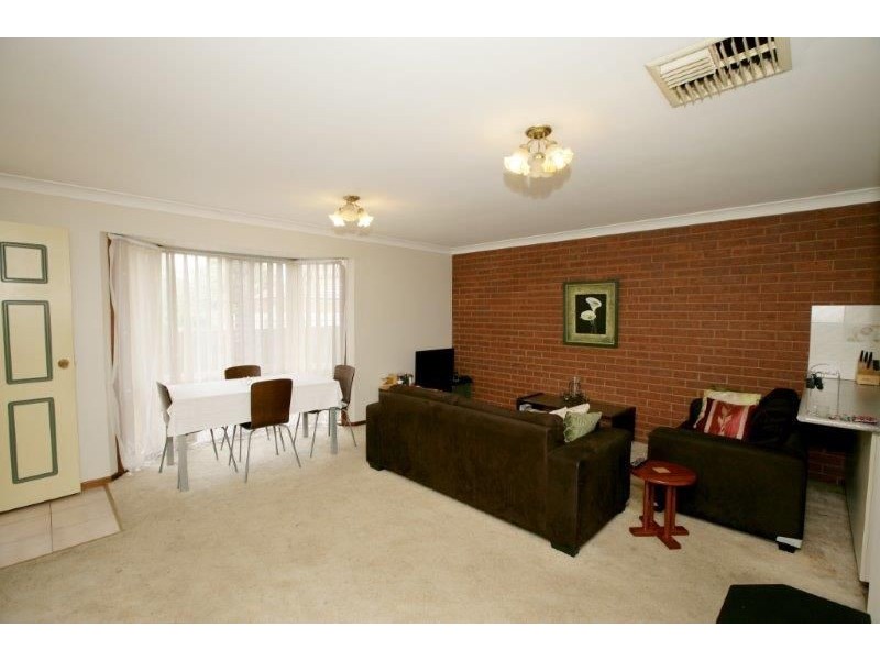 2/93 Trail Street, Central, Wagga Wagga NSW 2650