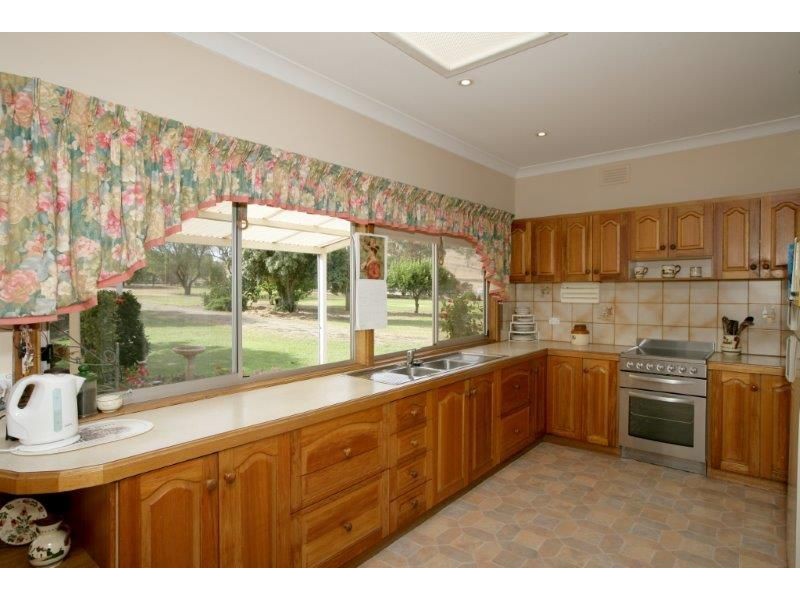 61 Merritts Road, Borambola, Wagga Wagga NSW 2650