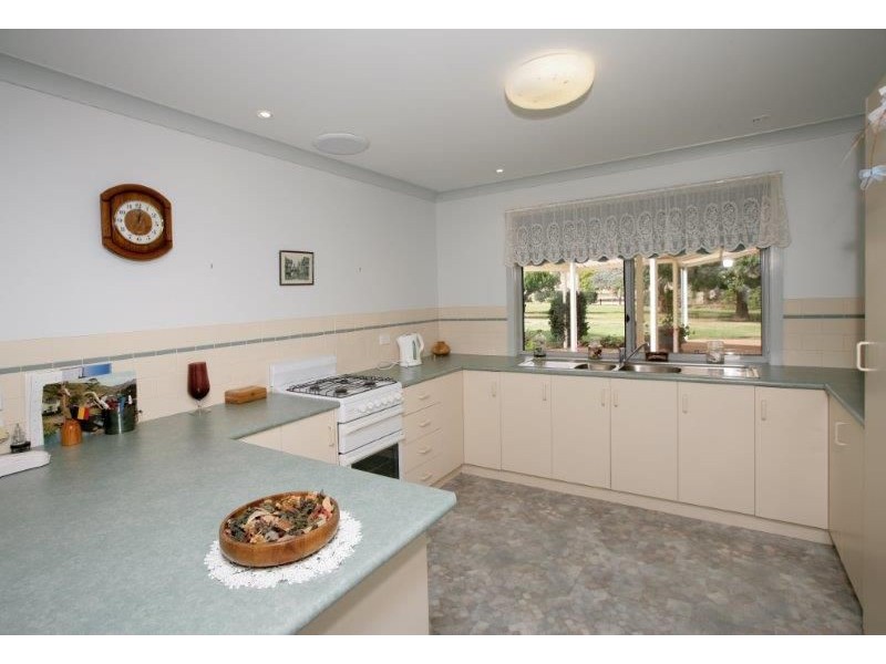 61 Merritts Road, Borambola, Wagga Wagga NSW 2650