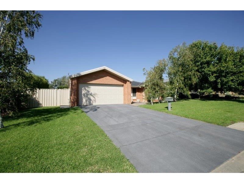 43 Fitzroy Street, Tatton, Wagga Wagga NSW 2650