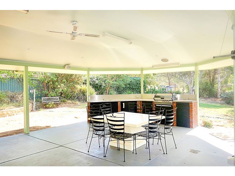 24 Mallee Road, Springvale, Wagga Wagga NSW 2650