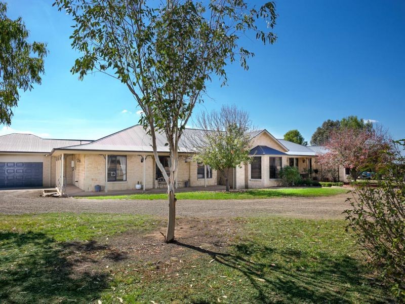 60 Dunns Road, Springvale, Wagga Wagga NSW 2650