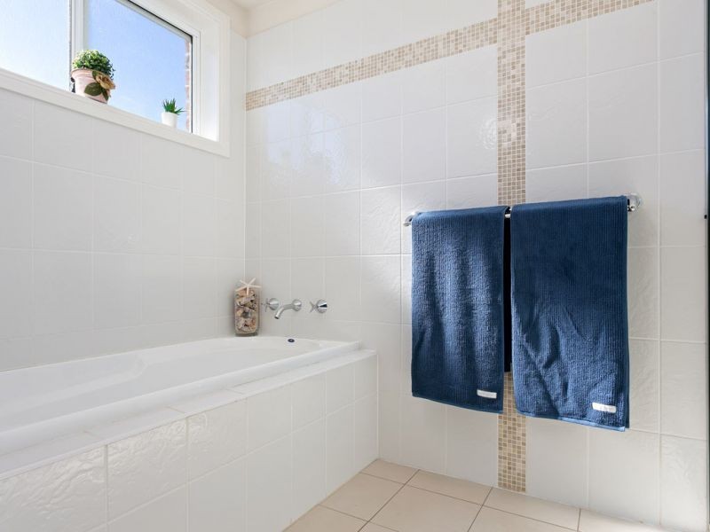 4 Kyalla Place, Bourkelands, Wagga Wagga NSW 2650