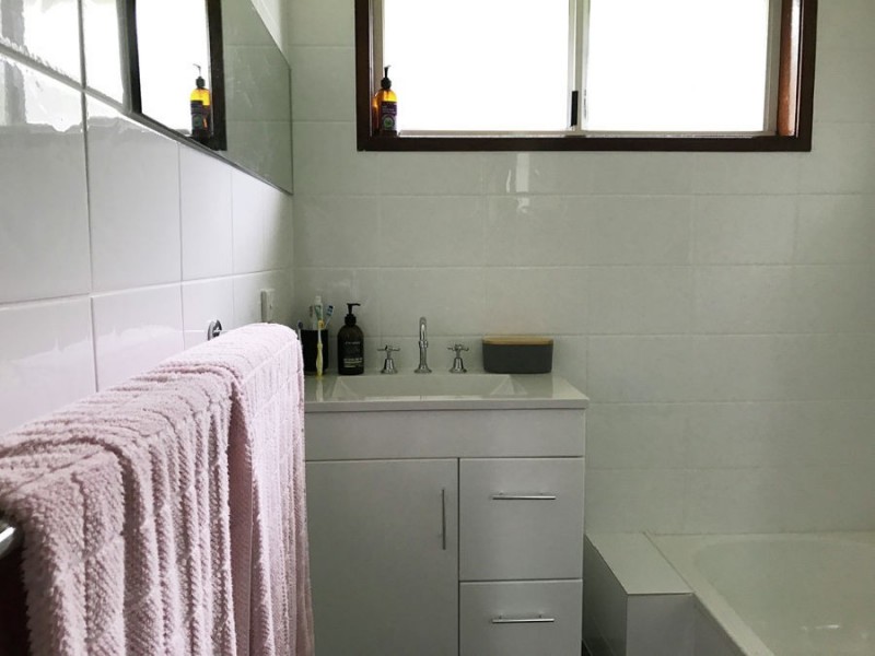 27 Goborra Street, Glenfield Park NSW 2650