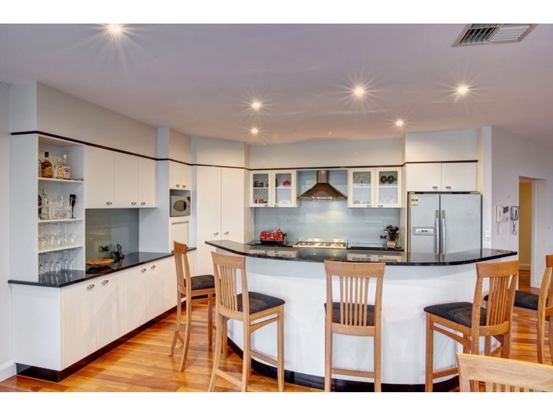 3 Gibbes Close, Kooringal Heights, Wagga Wagga NSW 2650