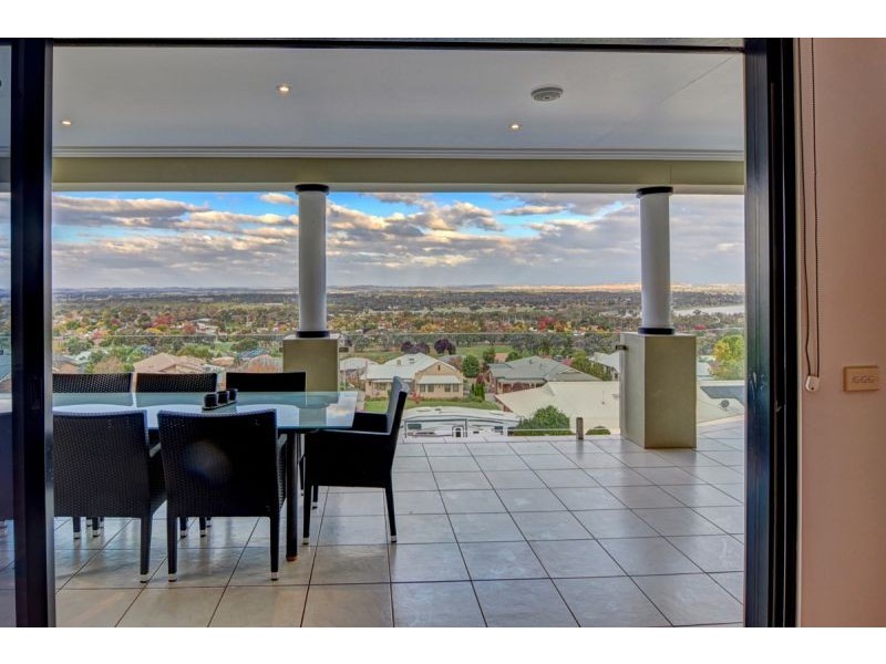 3 Gibbes Close, Kooringal Heights, Wagga Wagga NSW 2650