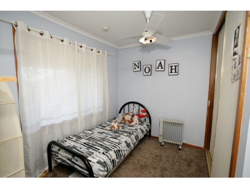 24 Mallory Street, Ashmont NSW 2650