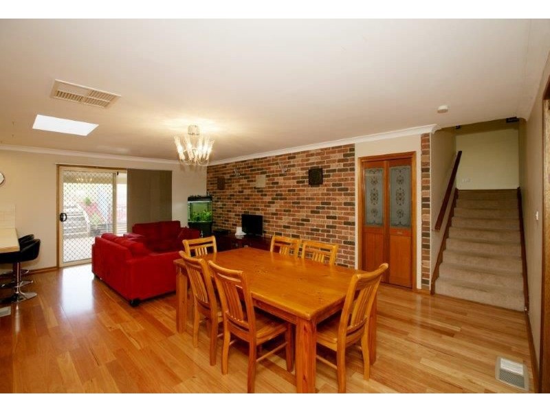 19 Lincoln Avenue, Tolland Heights, Wagga Wagga NSW 2650