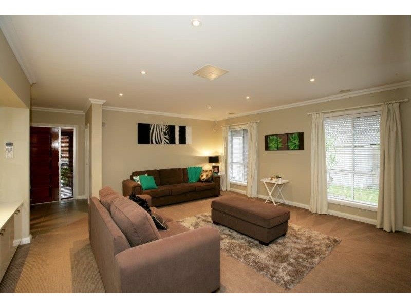 32 Bedervale Street, Bourkelands NSW 2650