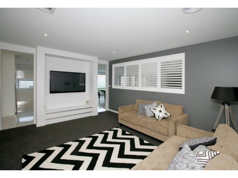 13 Samson Avenue, Estella NSW 2650