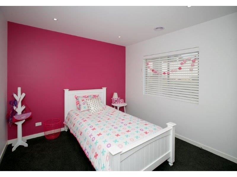 13 Samson Avenue, Estella NSW 2650