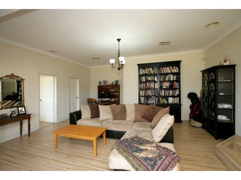 12 Brunskill Road, Lake Albert, Wagga Wagga NSW 2650