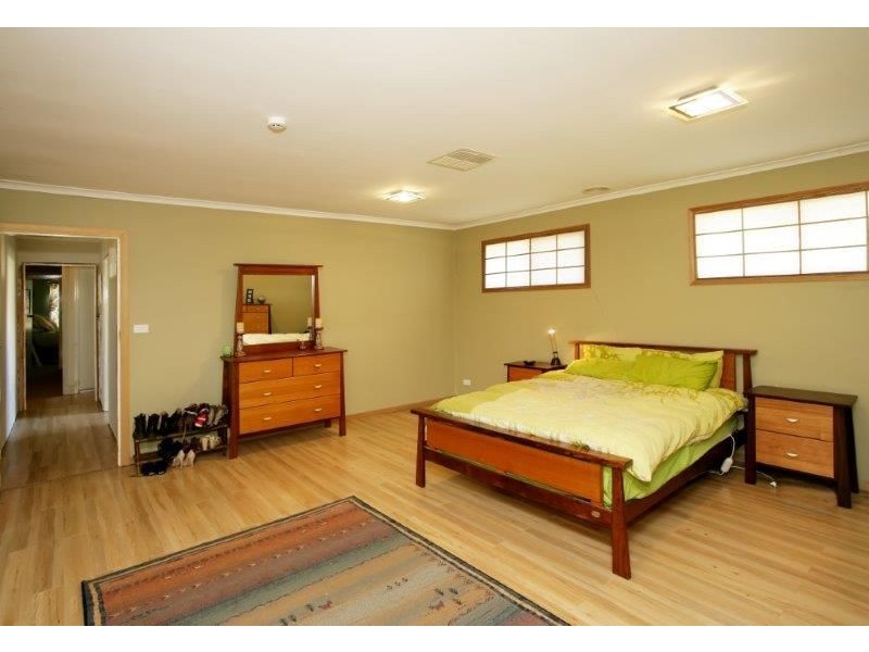 12 Brunskill Road, Lake Albert, Wagga Wagga NSW 2650