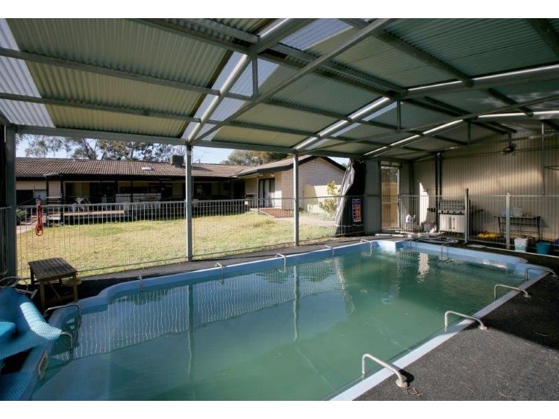 12 Brunskill Road, Lake Albert, Wagga Wagga NSW 2650