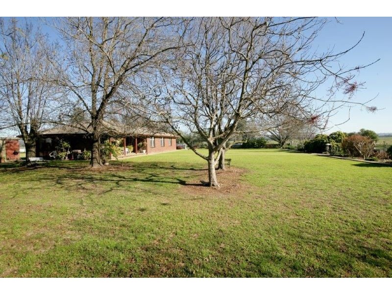 “Belhaven” Boiling Down Road, Lake Albert NSW 2650