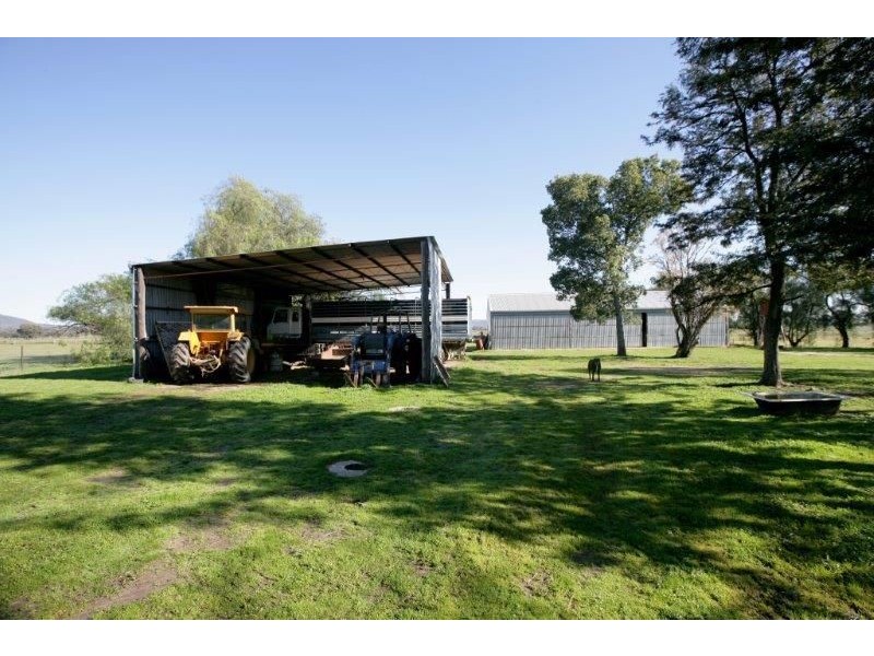 “Belhaven” Boiling Down Road, Lake Albert NSW 2650