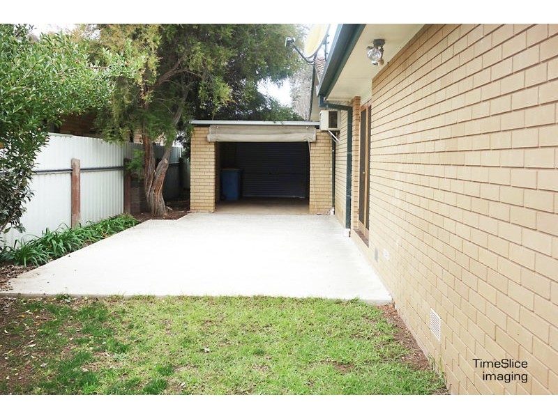 94 Jasmin Crescent, Lake Albert NSW 2650